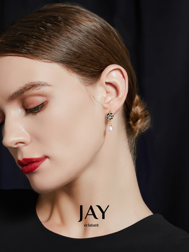 Jay French Style Black Camellia Earrings Square and round Face Vintage Earrings Female Fancy New Arrival Temperamental Earrings Ear Ring