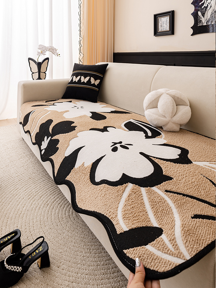 Accessible Luxury Fancy Special-Shaped Sofa Cushion Fall and Winter Non Slip Straight Row Leather Sofa Cushion 2025 New Arrival Sofa Cover Cushion