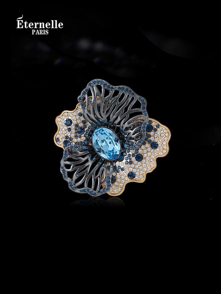 Eternelle French Eternal Dawn Flowers Brooch Women High end European and American Retro Crystal Corsage Accessories Collar Pin