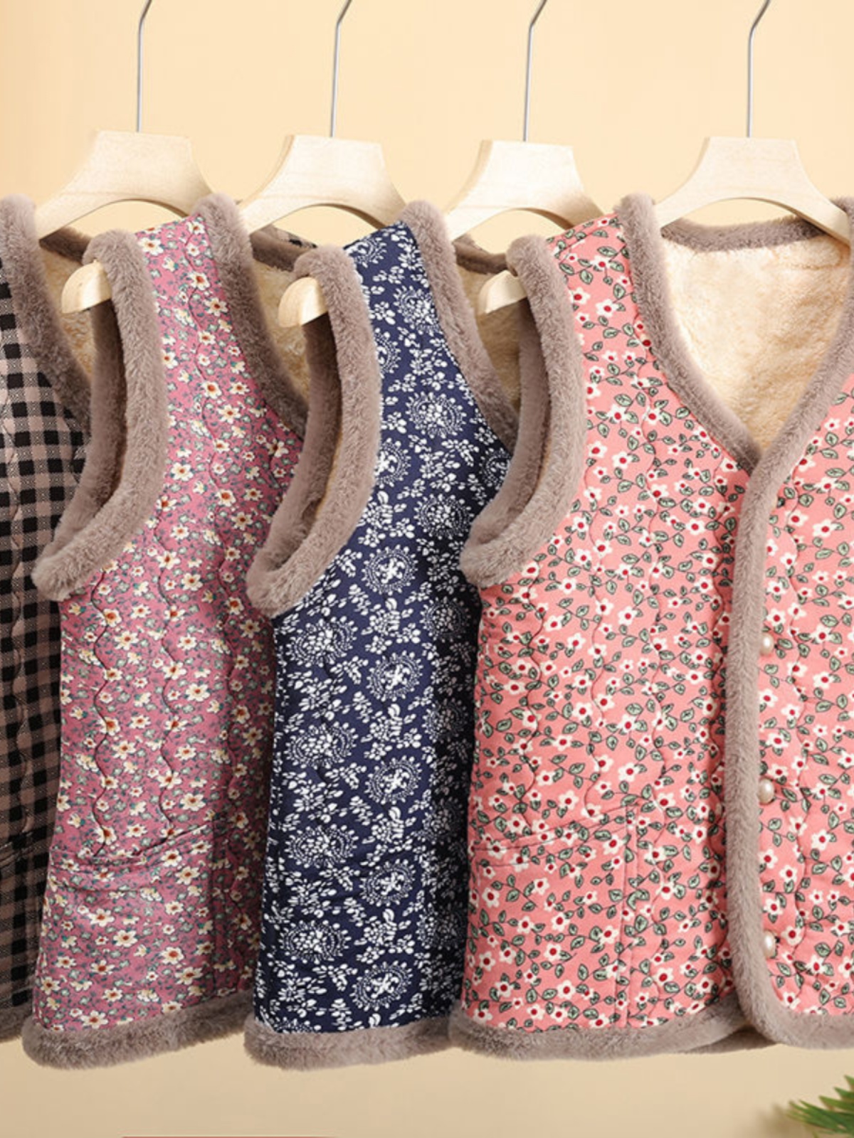 Middle-Aged and Elderly New Autumn and Winter Clothes Ladieswear Waistcoat Grandma Fleece-lined Floral Autumn and Winter Vest Thickened Heattech Coat Vest