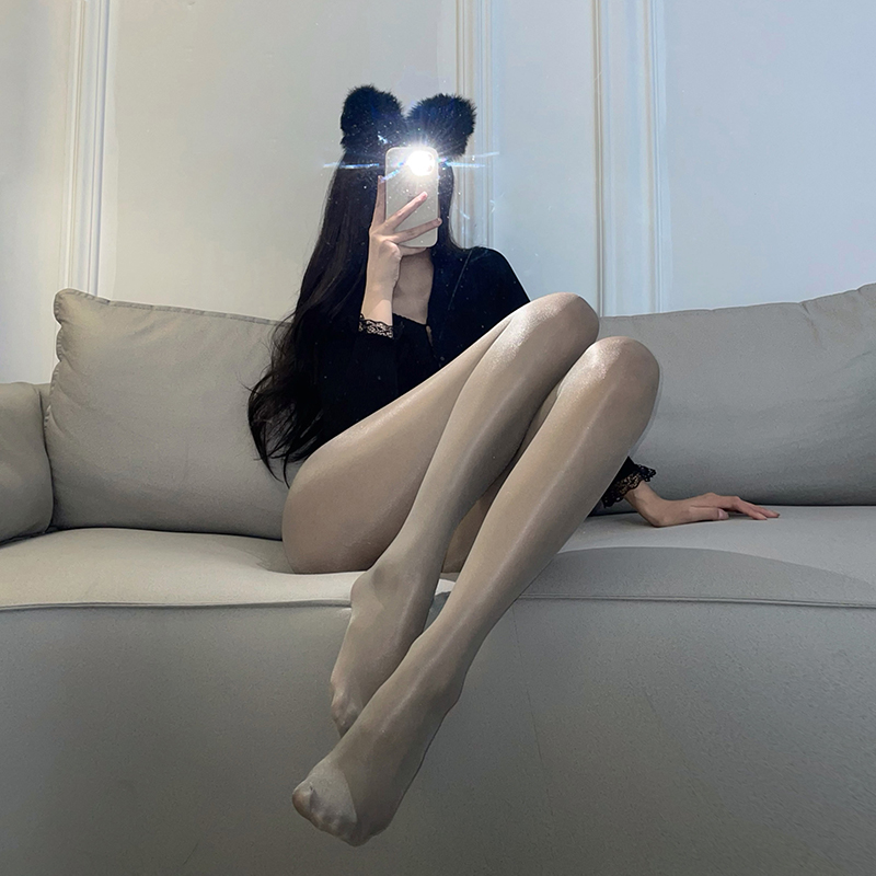 Shiny Stockings Women's Sexy Horse Oil Socks Slim Looking Shiny Black Silk Water Light Pantyhose Anti-Snagging Aurora Leg Beauty White Silk