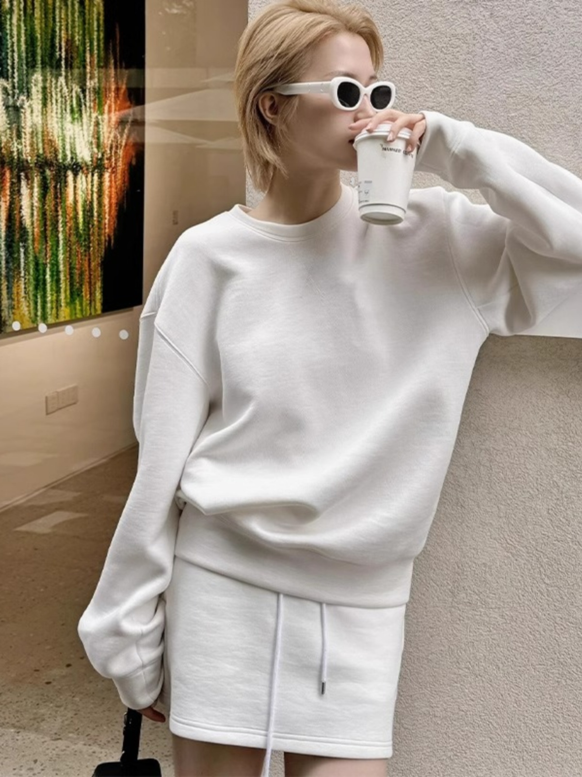 White Casual Sports Suit Women's Autumn New Arrival Minimalist Style Fashion Elegant Pullover Sweatshirt Skirt Two-piece Set