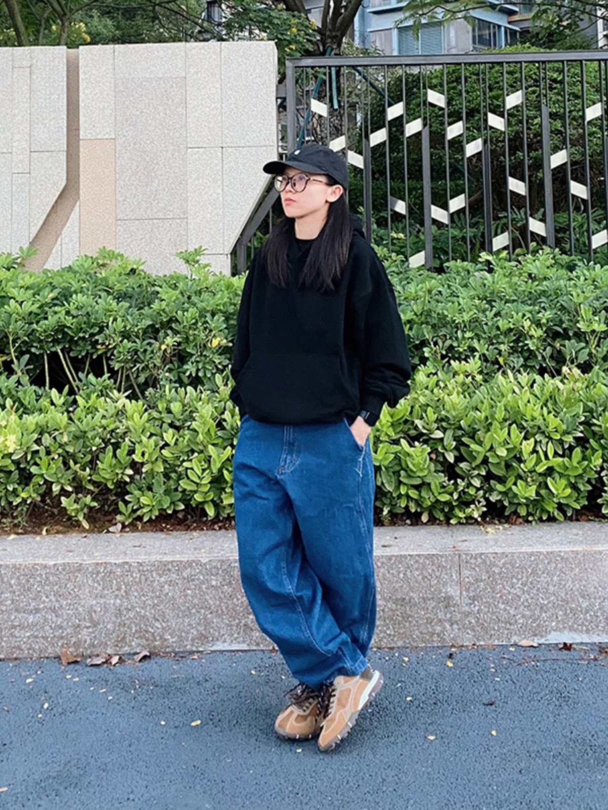 Black Solid Color round Neck Sweater Female Spring & Fall Velvet Padded Thickened Coat Loose Oversize Unique Super Nice Tops