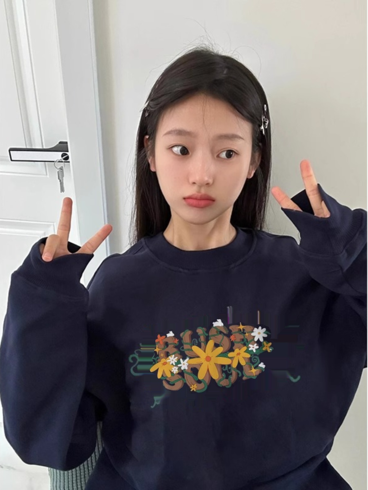 Navy Blue round Neck Sweatshirt Women 2025 New Arrival Best Selling Spring and Autumn Shoulder Hooded Flower Stylish Niche Top