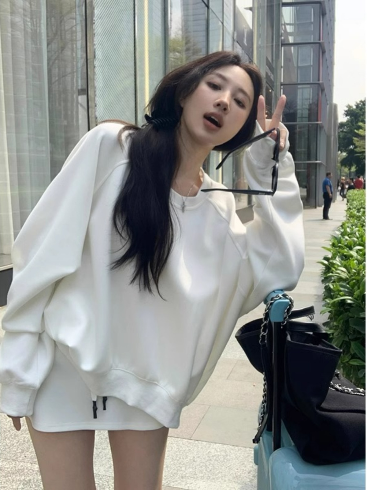 Korean Style White round Neck Hoodless Sweater Women's Clothing Spring and Autumn New Arrival Casual Laid-Back Style Loose Slimming Long Sleeve Top