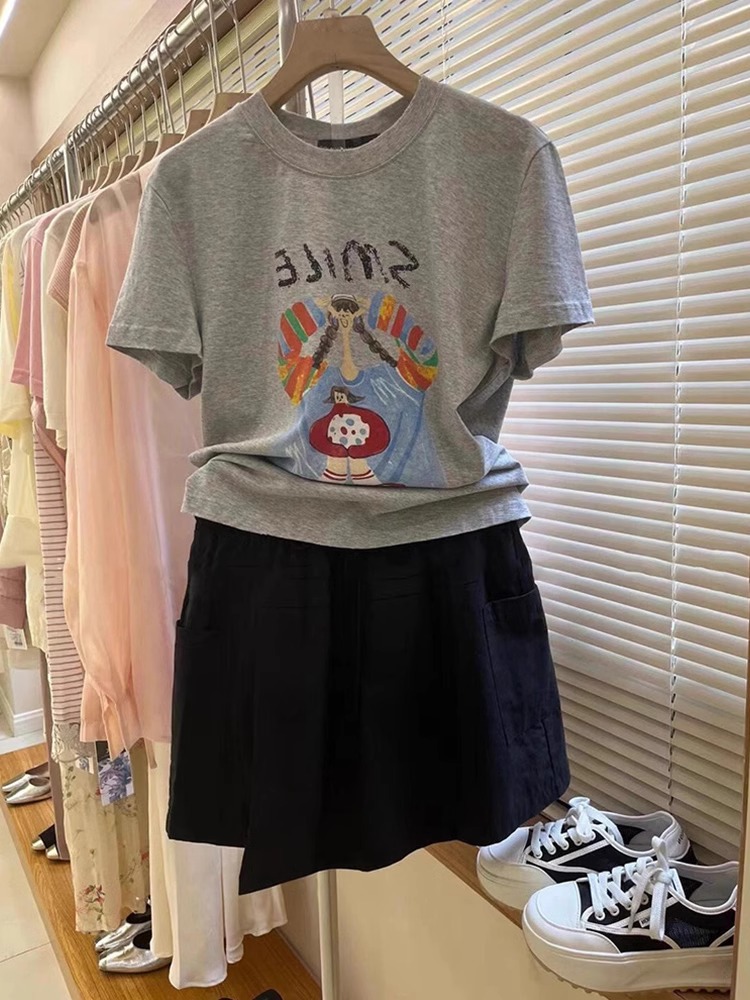 2025 New Arrival Best Selling Stylish Loose Slim Looking Tops Cartoon Print Gray Shoulder Short Sleeve T-Shirt Women's Summer