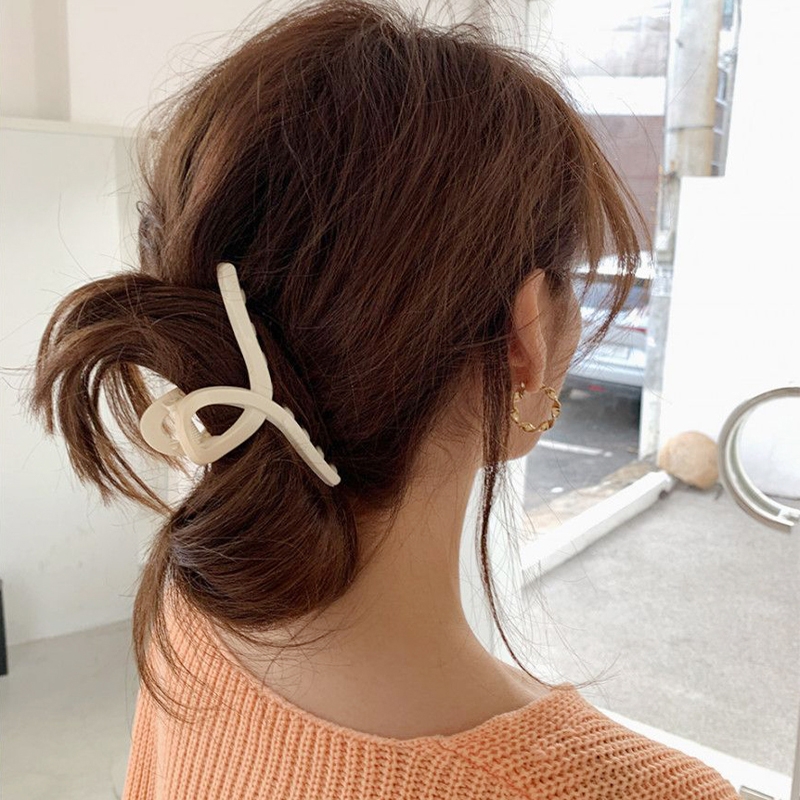 White Back Head Shark Grip Barrettes