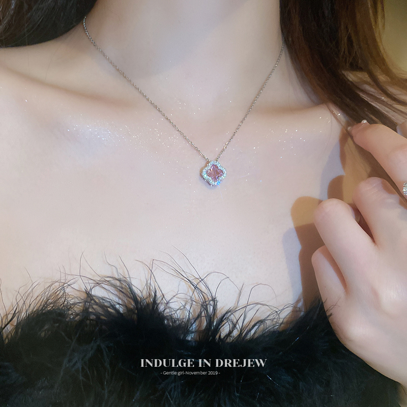 Pink Zircon Flower Pendant Necklace Light Luxury Minority Clavicle Chain Fancy Stylish Unique Necklace Accessories Women