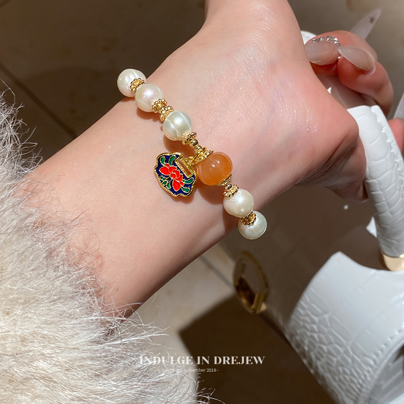 New Chinese Style Oil Dripping Lotus Safety Lock Pearl Bracelet Light Luxury Minority Exquisite Bracelet Retro Elegant Bracelet