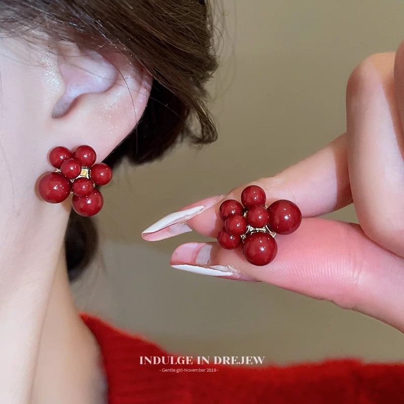 Minimalist Ankela Red Stud Earring 2025 New Arrival Best Selling Elegant Earrings Niche Design Ins Earrings for Women