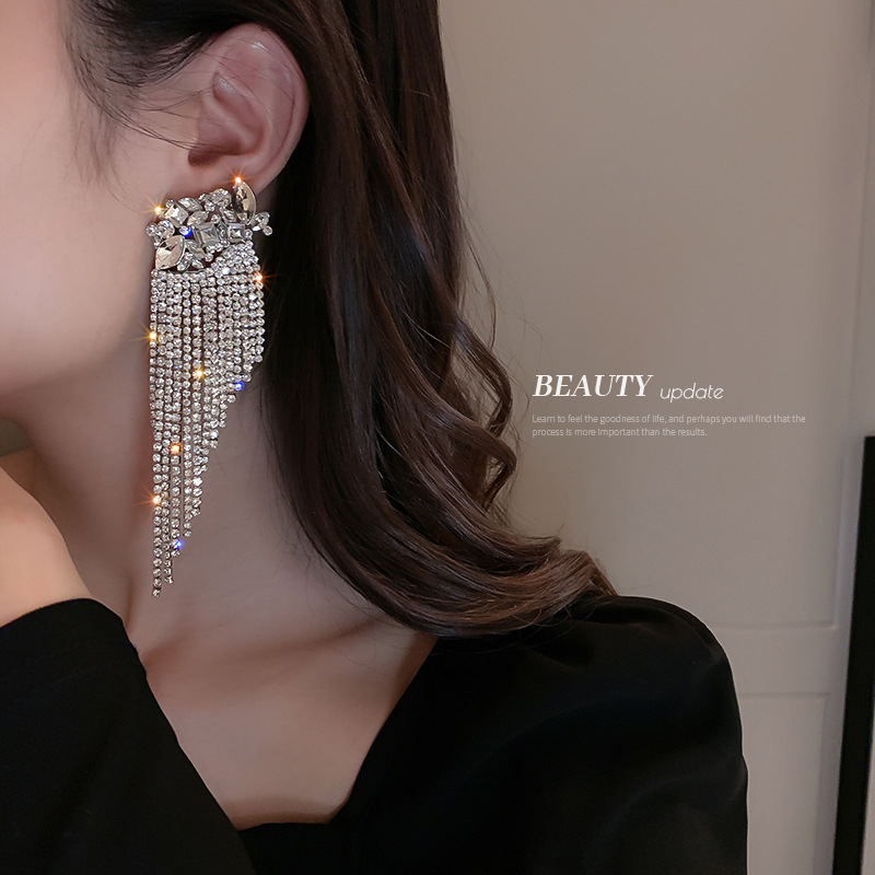Diamond-Embedded Long Tassel Flowers Eardrops Elegant Classy Generous Earrings 2025 New Arrival Popular Net Red Best Selling Earrings