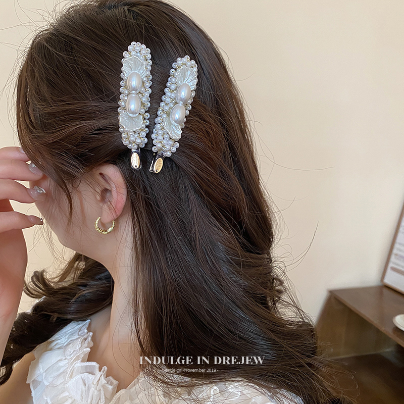 French Style Delicate Pearl Petals Barrettes Female 2025 New Arrival Classy Classic Style Side Clip Accessible Luxury Stylish Hair Accessories