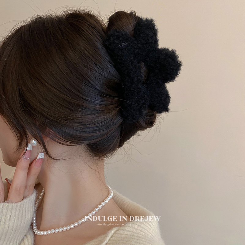 Cute Stuffed Grip Female Small Size Medium Hairpin Back Head Elegant Hair Hoop for Braid Summer Shark Clip Hairware