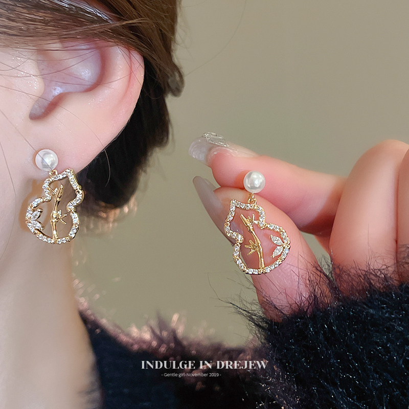 Zircon Gourd Pearl Stud Earrings for Women Niche Design Elegant Unique Earrings Accessible Luxury Fancy Golden Earrings