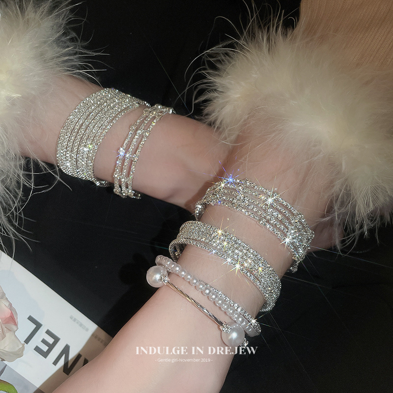 Pearl Stretch Bracelet Women's New Arrival Fancy Bracelet Light Luxury Minority Exquisite Summer All-Match Jewelry