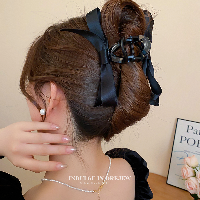 Korean Style Black Bow Claw Clip Female 2025 New Arrival Fancy Barrettes Back Head Fashion Shark Clip Hair Accessories