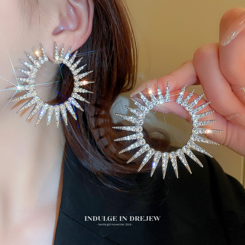 Rhinestone Big Ear Stud Women's Niche Design Unique Earrings Exaggerated Fancy 2025 New Arrival Best Selling Graceful Earrings