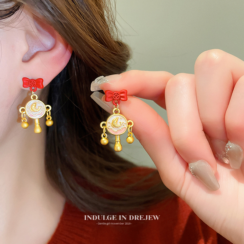 Vintage Bow Carp Rattle Drum Ear Studs Accessible Luxury Fancy Elegant Earrings 2025 New Arrival Best Selling Earrings for Women