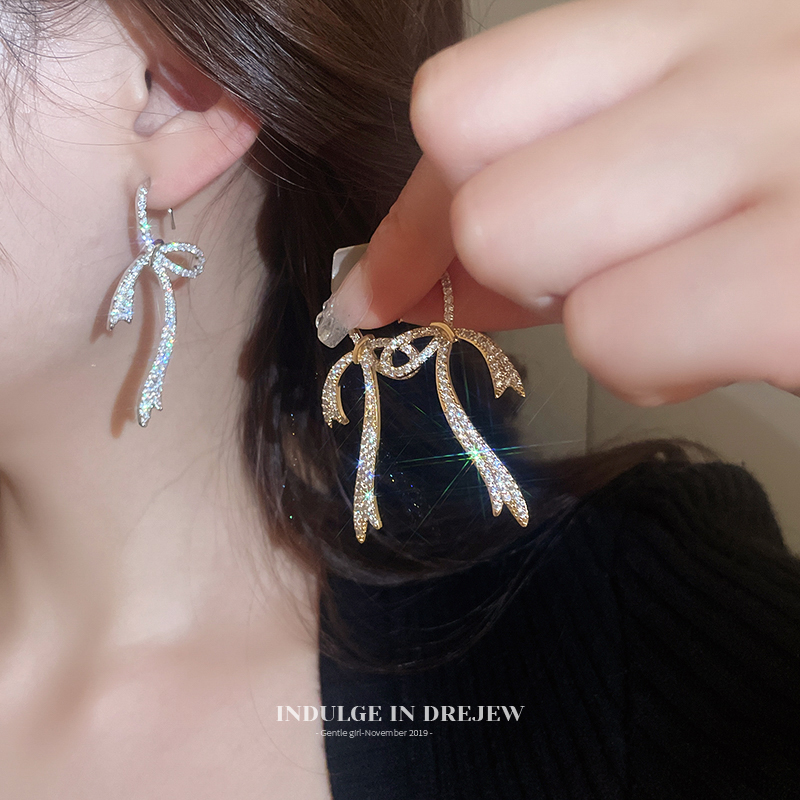 Zircon Bows Ear Hook Earrings 2025 New Arrival Best Selling Fancy Stud Earrings for Women Niche Design Graceful Earrings