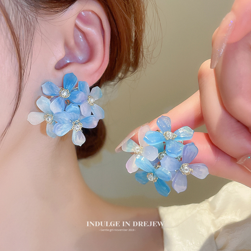 Blue Flower Big Ear Stud New Arrival 2025 Best Selling Temperament Exaggerating Earrings Niche Design Unique Earrings for Women