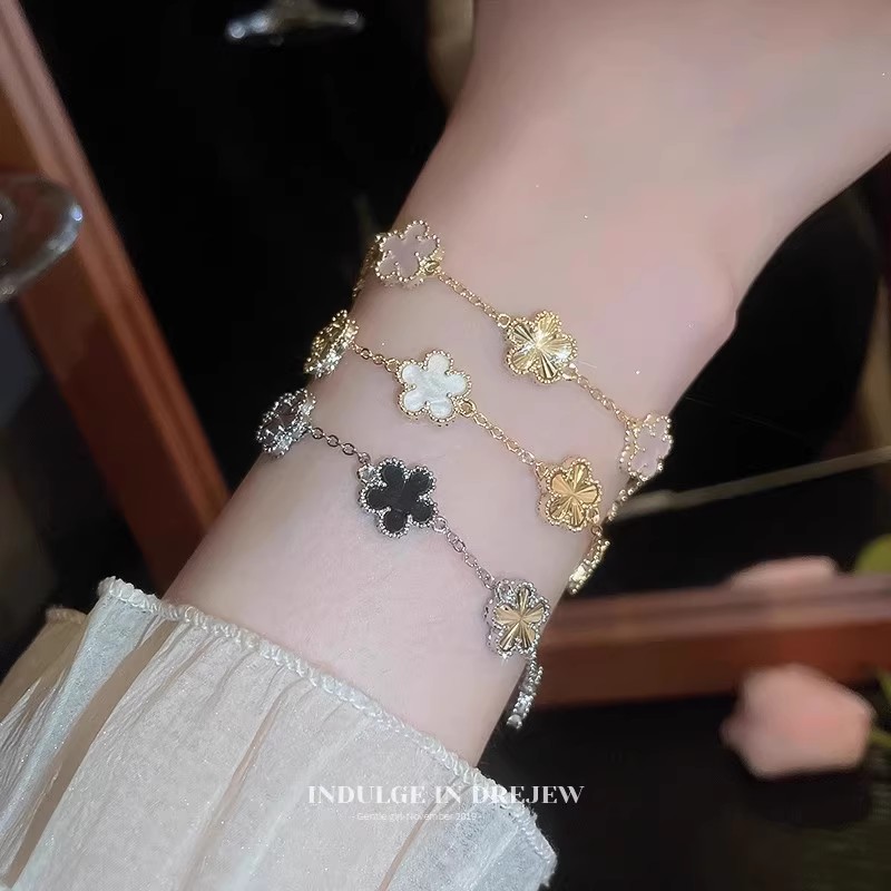 New Chinese Style Five-Petal Flower Bracelet Female 2025 New Arrival Best Selling Bracelet Accessible Luxury Fancy Niche Style National Style Bracelet Summer
