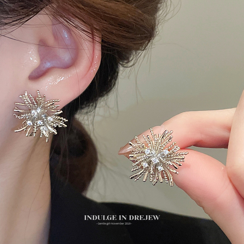 Metal Zircon Explosion Fireworks Stud Earrings Accessible Luxury Fancy Elegant Earrings 2025 New Arrival Exquisite Unique Earrings for Women