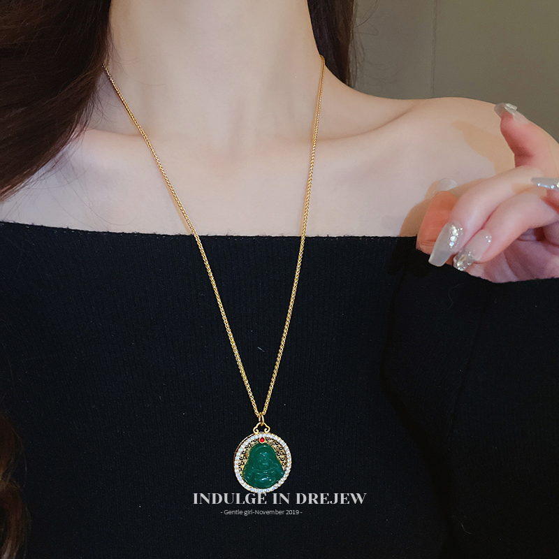 New Chinese Style Retro Emerald Buddha Necklace for Women 2025 New Arrival Palace Style Light Luxury Minority Clavicle Chain Accessories