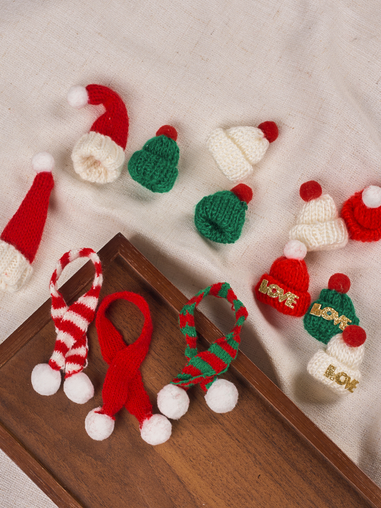 Christmas Decoration Mini Christmas Hat Small Scarf Christmas Tree Atmosphere Dress up Scene Layout Diy Accessories