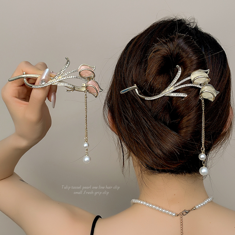 Fancy Tassel Tulip Barrettes Female Back Head Grip Minimalist Elegant Frog Buckle Banana Clip Hair Clip Headdress