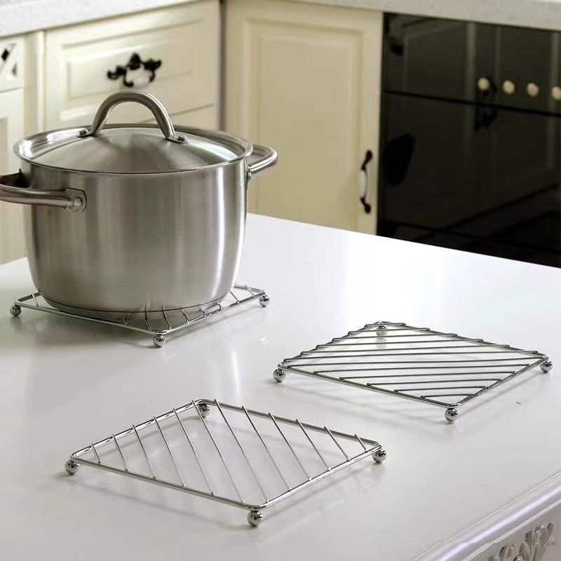 Wrought Iron Electroplating Table Mat Cup Mat Heat Proof Mat Kitchen Dining Table Cushion Heat-Resistant Bowl Mat Anti-Scald and High Temperature Resistant Casserole Mat Placemat