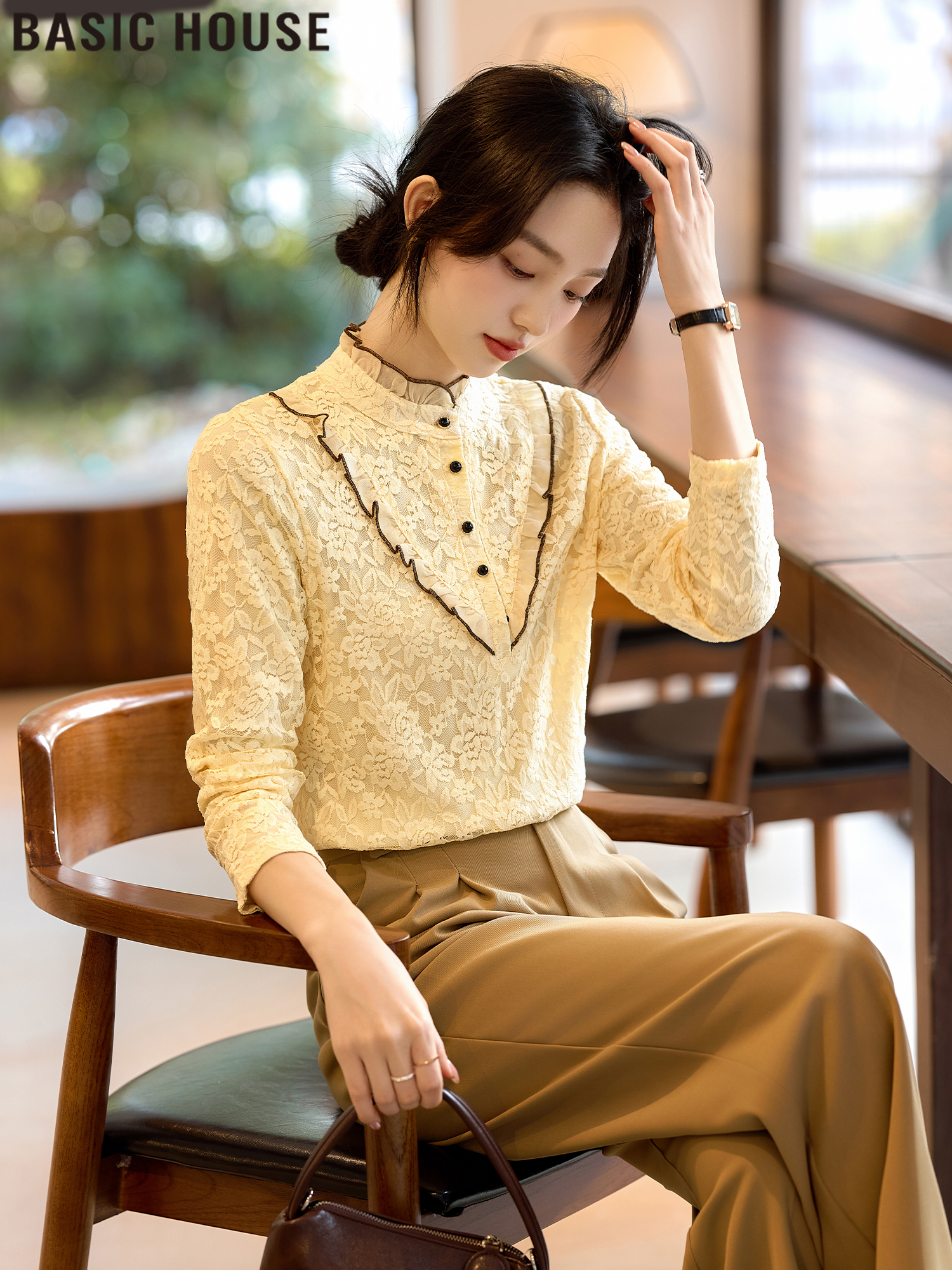 Basic House/Baijiahao Luxury Collection Inner Half-High Collar Lace Bottoming Shirt for Women 2025 Spring New Arrival