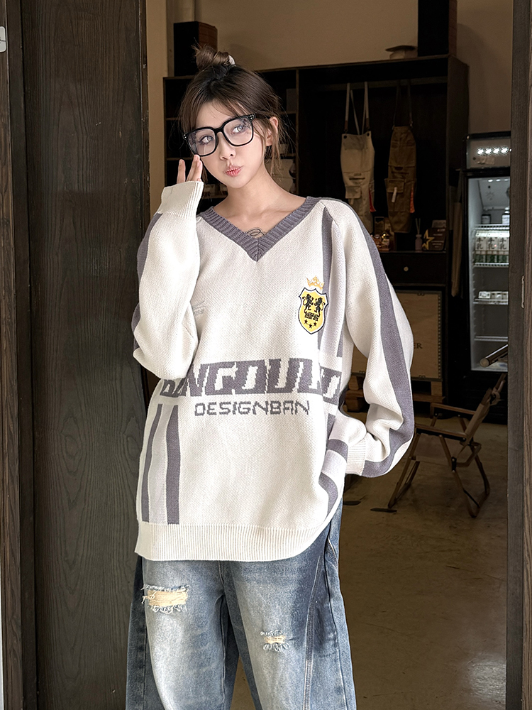 American Retro Letter Jacquard Contrast Color V-neck Sweater Women's Autumn Loose Street Casual Couple Sweater Tops