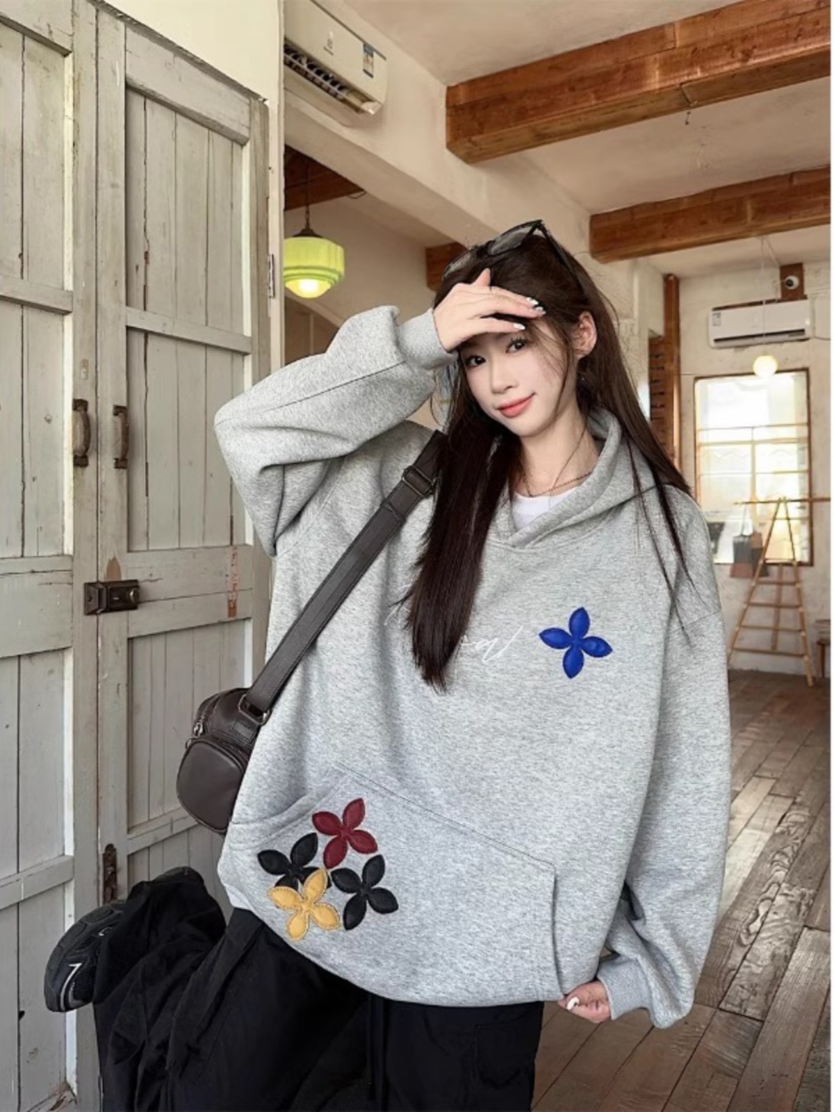 Gray Hooded Velvet Padded Thickened Sweater Women's Spring and Autumn New Design Sense Niche Style Print Idle Style Loose Tops