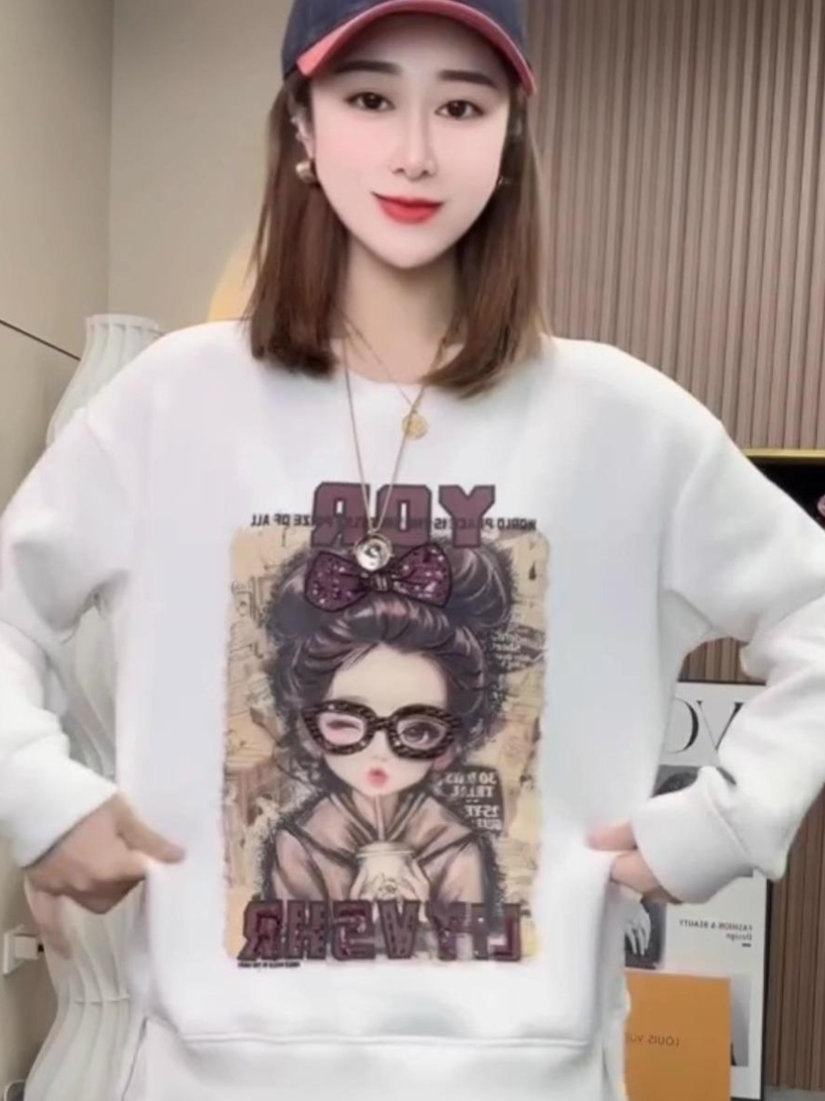 European Station 2025 Autumn New Arrival Heavy Industry Letters Beauty Pictures Print Sweatshirt Female Fashion Western Style Versatile Top Tide