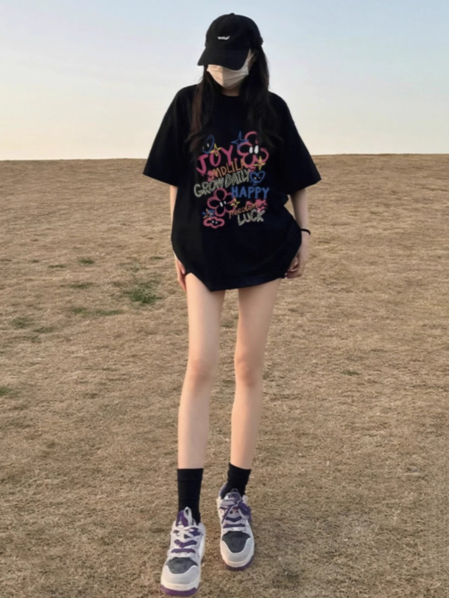 Fashion Brand Cartoon Flower Summer Loose Niche Design Half Sleeve Tops 2025 American Retro Short Sleeve T-shirt for Women