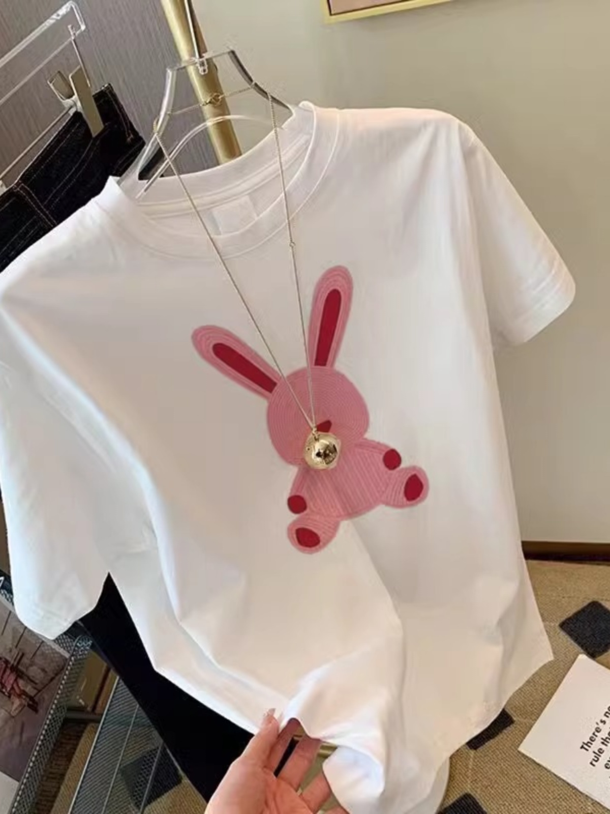 Rabbit Short Sleeve T-shirt Female 2025 Summer New round Neck Pure Cotton Stylish Niche Style Half Sleeve Tops White Liner