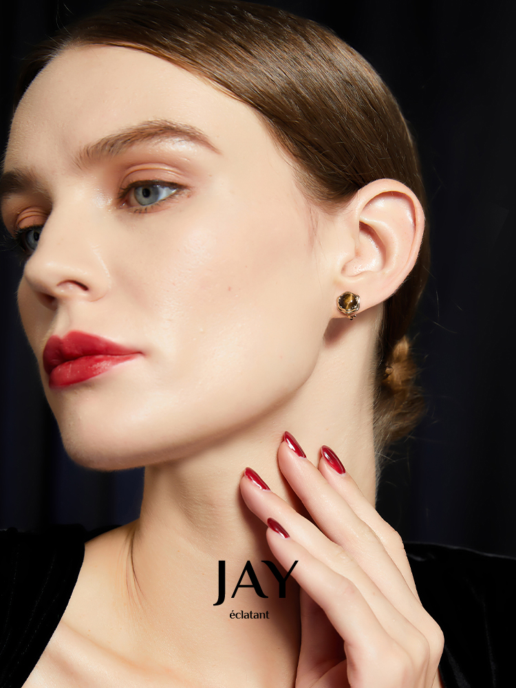 Jay Maillard Retro Ear Clip Women's Fancy Ear Studs Stylish Special-Interest Earrings 2024 New Arrival