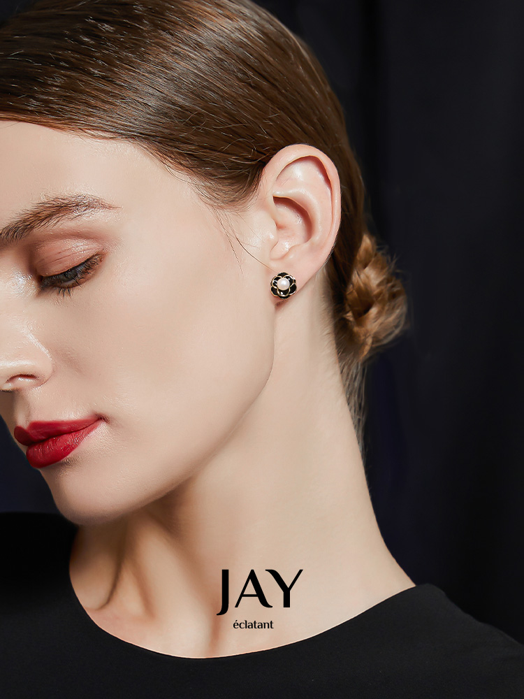 Jay Night Camellia Stud Earrings for Women Niche Design Pearl Earrings Small Exquisite Black Earrings New Arrival
