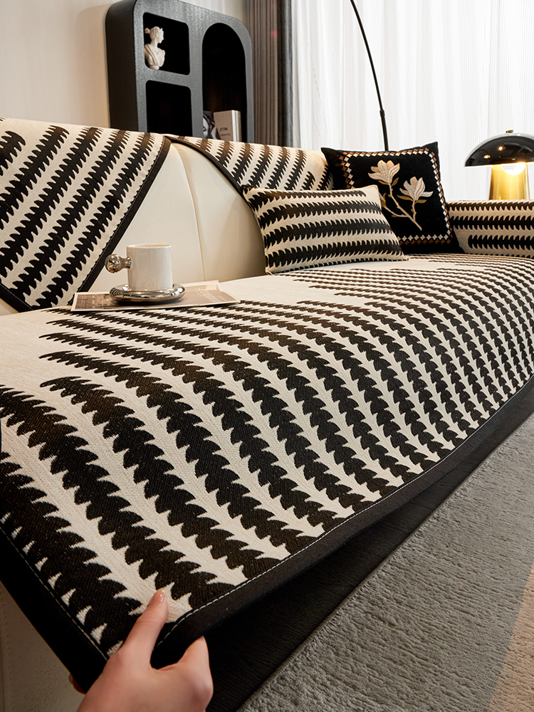 Fancy Chenille Sofa Cushion Four Seasons Universal Seat Cushions Non Slip Straight Row Black Leather Sofa 2025 New Arrival Cover Cloth
