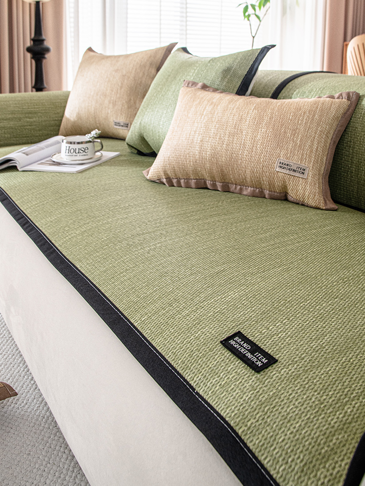 Sofa Cushion New Arrival 2025 All Year Round Neutral High-Grade Non Slip Affordable Luxury Style Anti-Scratching Summer Sofa Cushion Cover Towel