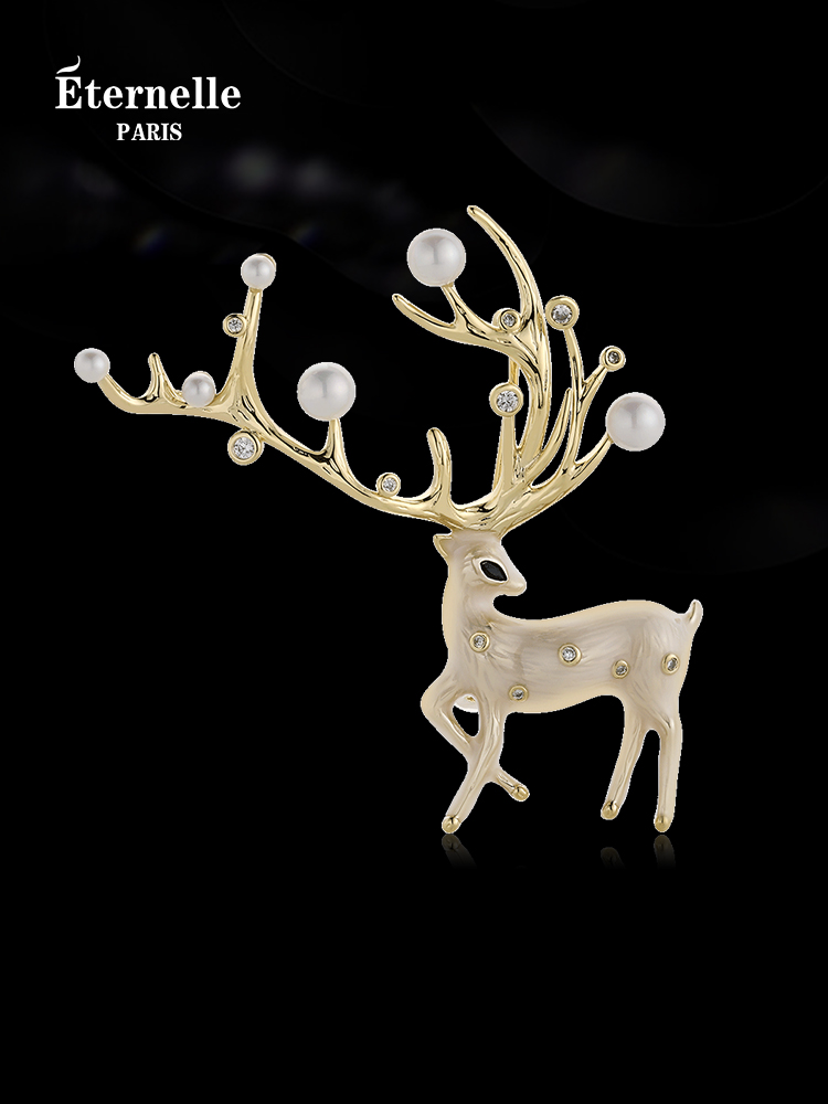 Eternelle Elk Christmas Gift