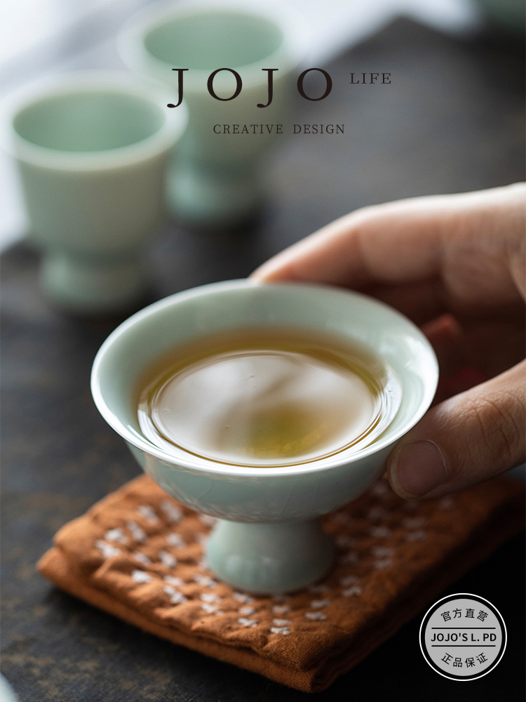 Jojo's L. Pd. INTEREST. Hutian Kiln Misty Blue High-Foot Tea Cup Gracked Glaze Porcelain Tea Tasting Cup | Interesting