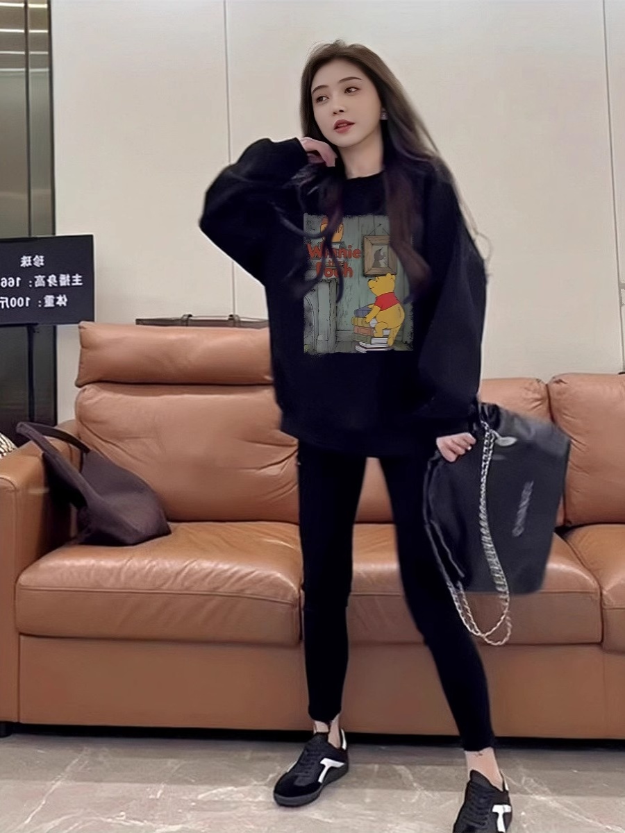 Bear Black, Hoodie Women's 2025 New Arrival Best Selling Spring & Fall Small Loose Youthful-Looking Fancy Top without Hood