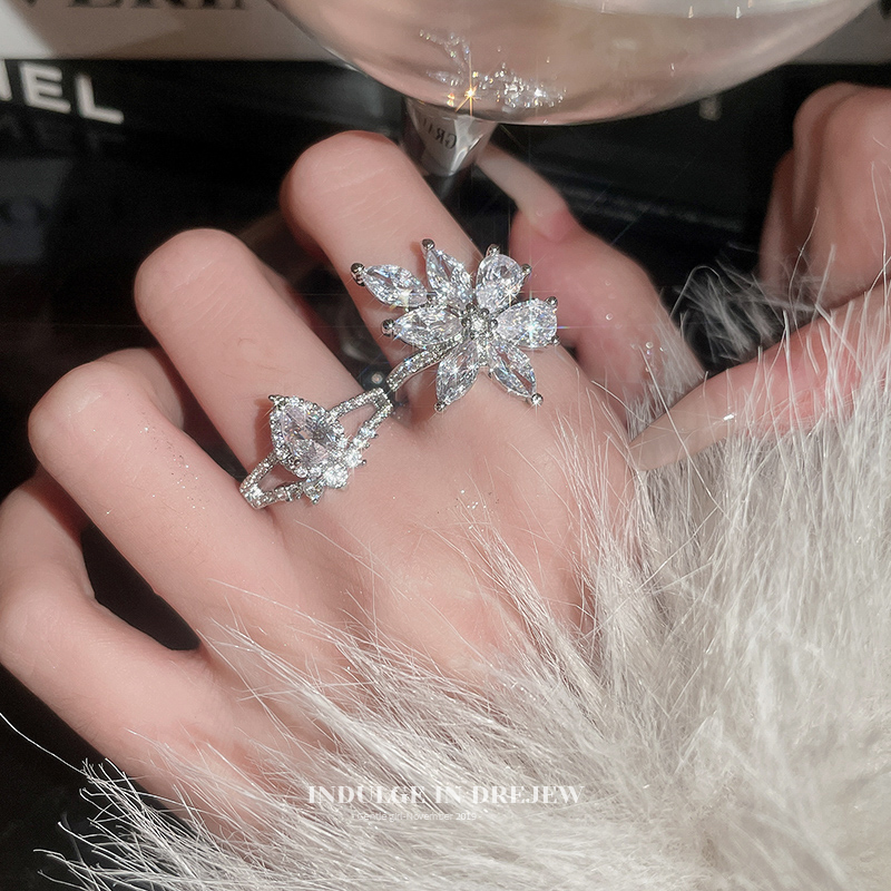 Super Flash Double Layer Hollow Water Drops Zircon Ring Female 2025 New Arrival Shape Index Finger Ring Accessible Luxury Classy Summer Accessories