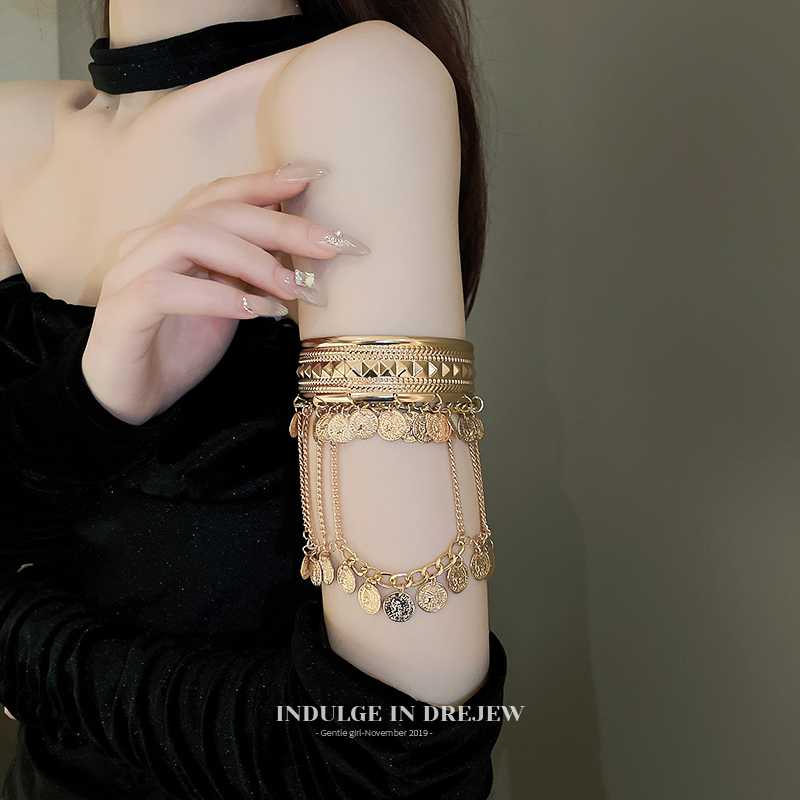 Fashion Retro Coin Tassel Open-Ended Bracelet Female 2025 New Arrival Best Selling Arm Chain Niche Style Exquisite Unique Bracelet