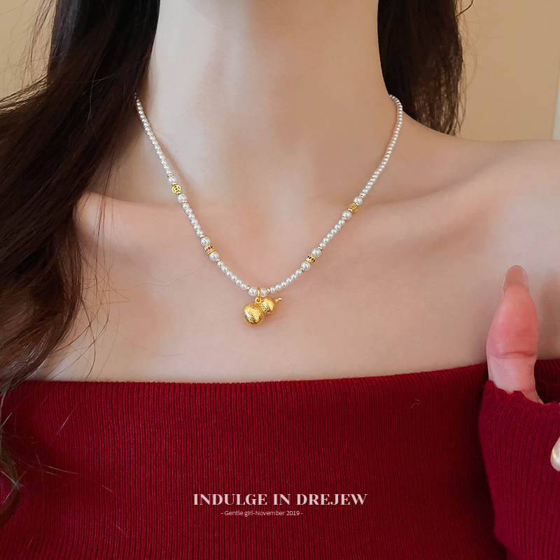 New Chinese Style Retro Copper Coin Brushed Gourd Necklace for Women 2025 New Arrival Light Luxury Minority Clavicle Chain Sweater Accessories