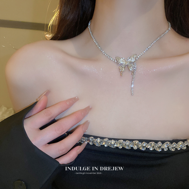 Y2g Millennium Necklace Sweet Cool Sexy Wind Butterfly Clavicle Chain Light Luxury Minority Fancy Dopamine Necklace Accessories