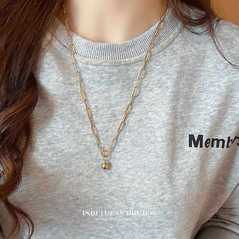 Gold Titanium Steel Chain Necklace for Women 2025 New Arrival Sweater Chain Generous and Upscale Fancy Necklace Ornament