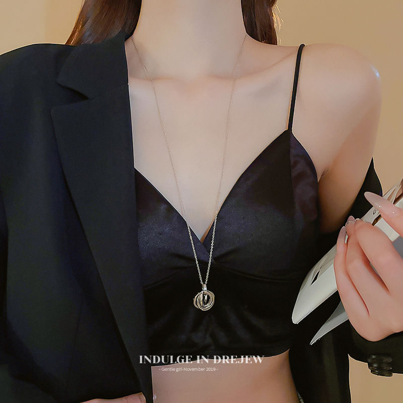 Sweet Cool Cross Ring Long Necklace for Women 2025 New Arrival Best Selling Clavicle Chain Accessible Luxury Fancy Niche Style Sweater Chain