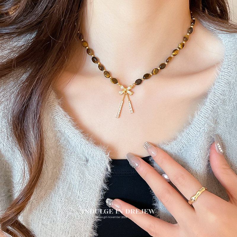 Maillard Bows Necklace Fancy Light Luxury Minority Beaded Pendant Clavicle Chain Female New Arrival Summer Ornament